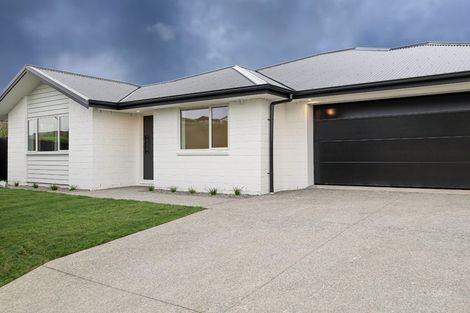 Photo of property in 108 Freedom Drive, Kelvin Grove, Palmerston North, 4470