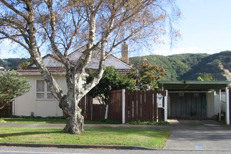 Photo of property in 2/1275 High Street, Taita, Lower Hutt, 5011