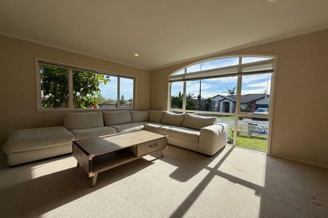 Photo of property in 12 Adrigole Place, East Tamaki, Auckland, 2013