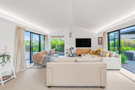 Photo of property in 10 Kinnerton Lane, Casebrook, Christchurch, 8051