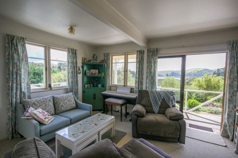 Photo of property in 3 Heaths Way, Pahi, Paparoa, 0571