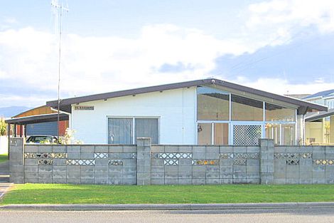 Photo of property in 219a Hetherington Road, Whangamata, 3620