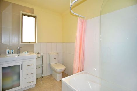 Photo of property in 96 Elizabeth Street, Riccarton, Christchurch, 8041