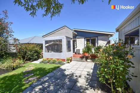 Photo of property in 13b Royal Crescent, Saint Kilda, Dunedin, 9012