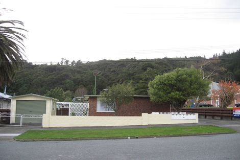 Photo of property in 165f Rata Street, Naenae, Lower Hutt, 5011