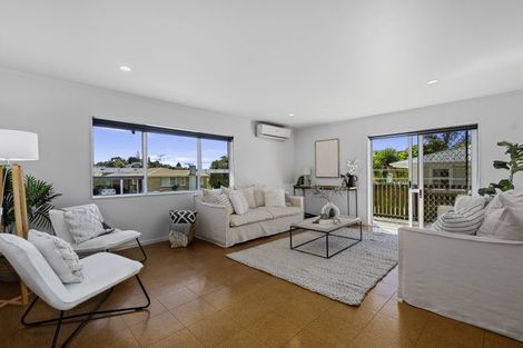 Photo of property in 2 Upland Street, Brookfield, Tauranga, 3110