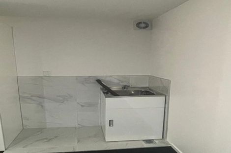 Photo of property in 5/29 Buckingham Crescent, Manukau, Auckland, 2025