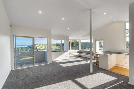 Photo of property in 4/7 Radiata Lane, Chatswood, Auckland, 0626