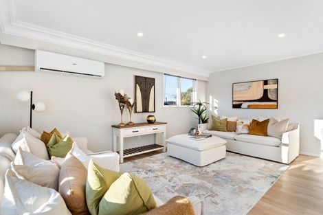 Photo of property in 4 Kelston Street, New Lynn, Auckland, 0600