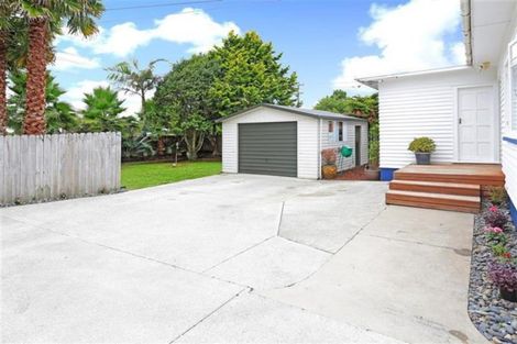 Photo of property in 19 Clevedon Road, Papakura, 2110