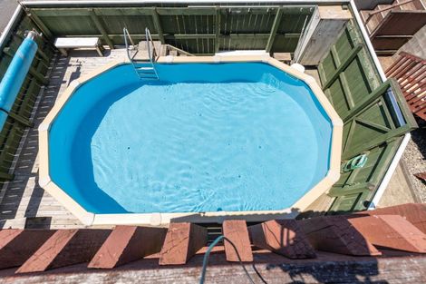 Photo of property in 10 Camellia Avenue, Bell Block, New Plymouth, 4312