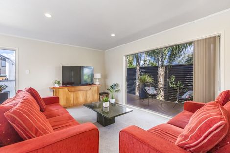 Photo of property in 1 Montmere Avenue, Te Atatu Peninsula, Auckland, 0610