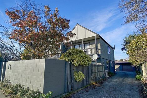 Photo of property in 72 Aikmans Road, Merivale, Christchurch, 8014