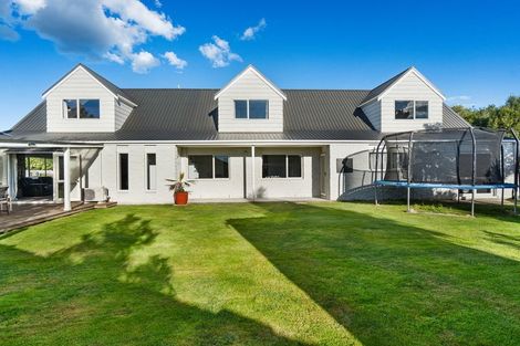 Photo of property in 14 Van Dieman Close, Templeton, Christchurch, 8042