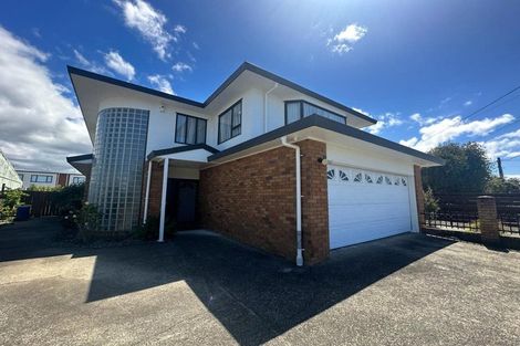 Photo of property in 80 Flanshaw Road, Te Atatu South, Auckland, 0610
