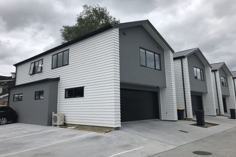 Photo of property in 135 Victoria Street, Cambridge, 3434