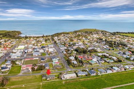 Photo of property in 41 Gisborne Terrace, Opunake, 4616
