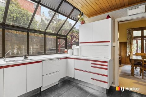 Photo of property in 34 Allandale Road, Saint Clair, Dunedin, 9012