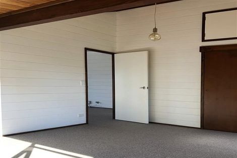 Photo of property in 2/124 Bucklands Beach Road, Bucklands Beach, Auckland, 2012