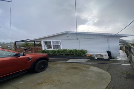 Photo of property in 1/30 Sunnyfield Crescent, Glenfield, Auckland, 0629