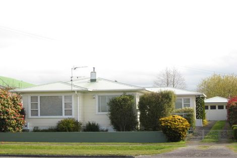 Photo of property in 33 Hamlet Street, Stratford, 4332