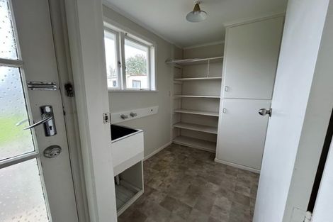 Photo of property in 2 Boon Street, Manurewa, Auckland, 2102