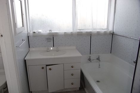 Photo of property in 29 Boston Avenue, Hornby, Christchurch, 8042