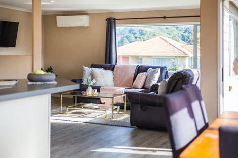 Photo of property in 17 Fraser Colman Grove, Wainuiomata, Lower Hutt, 5014