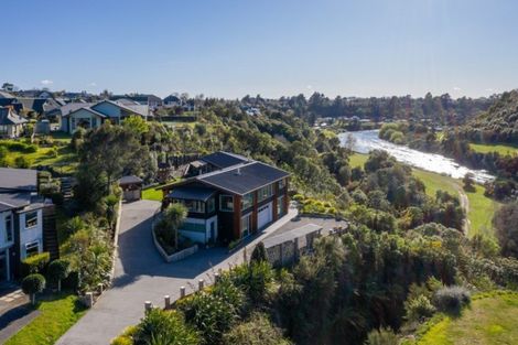 Photo of property in 6 Rhodes Fall, Rangatira Park, Taupo, 3330