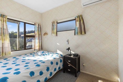 Photo of property in 35 Dalton Grove, Stokes Valley, Lower Hutt, 5019