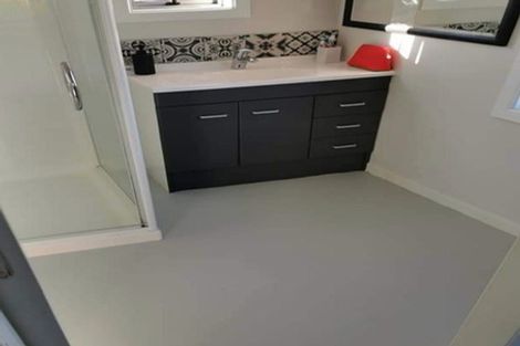 Photo of property in 85 Litten Road, Cockle Bay, Auckland, 2014