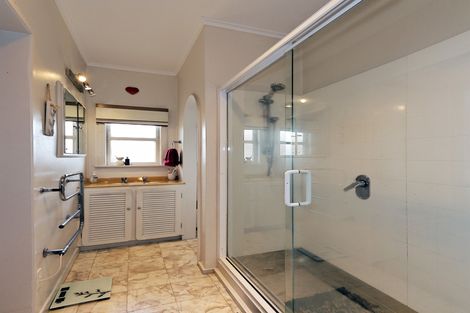 Photo of property in 237 Metcalfe Road, Ranui, Auckland, 0612