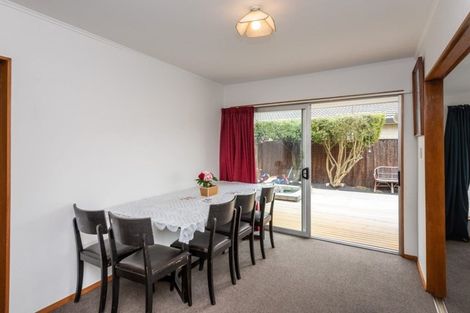 Photo of property in 5 Gibbs Drive, Woodend, 7610