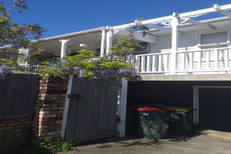 Photo of property in 2a Waller Avenue, Bucklands Beach, Auckland, 2012
