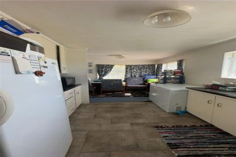 Photo of property in 26 Sunvue Road, Glen Eden, Auckland, 0602