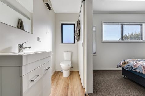 Photo of property in 13u2 Palmerston Street, Hamilton Central, Hamilton, 3204