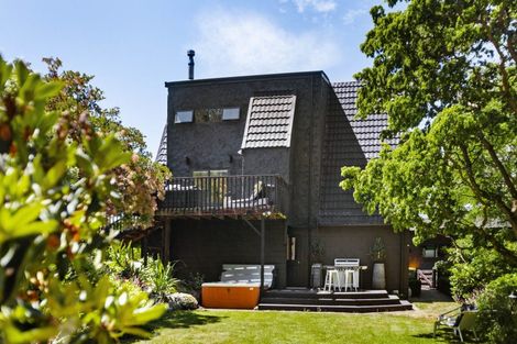 Photo of property in 17 Wairau Road, Albert Town, Wanaka, 9305