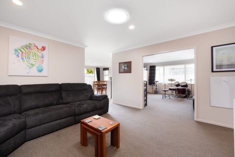 Photo of property in 15 Macloughlin Drive, Te Puke, 3119