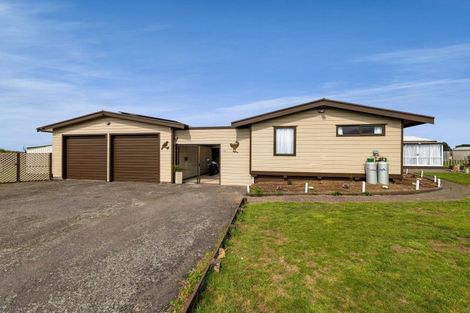 Photo of property in 11 Warwick Road, Stratford, 4332