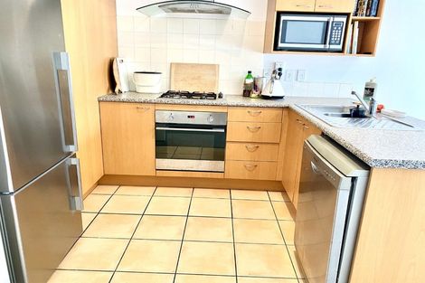 Photo of property in 3/42 Fields Parade, Oteha, Auckland, 0632