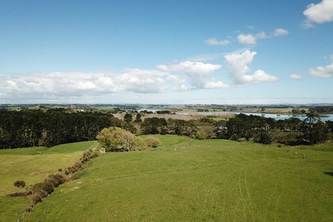 Photo of property in 131 Saddleton Road, Clarks Beach, 2679