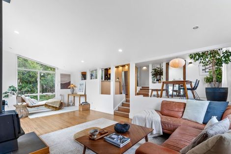 Photo of property in 1000 East Coast Road, Northcross, Auckland, 0630