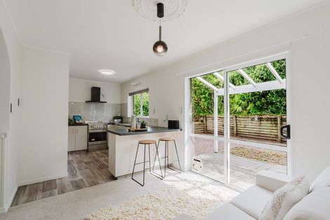 Photo of property in 48 Hazelwood Avenue, Dinsdale, Hamilton, 3204