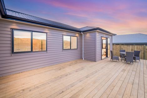 Photo of property in 7 Awa Avenue, Helensville, 0800