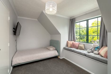 Photo of property in 13 West Street, Greytown, 5712