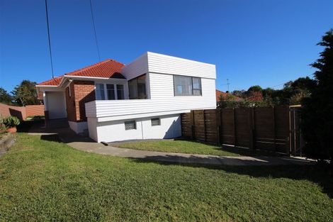 Photo of property in 8 Croydon Road, New Lynn, Auckland, 0600