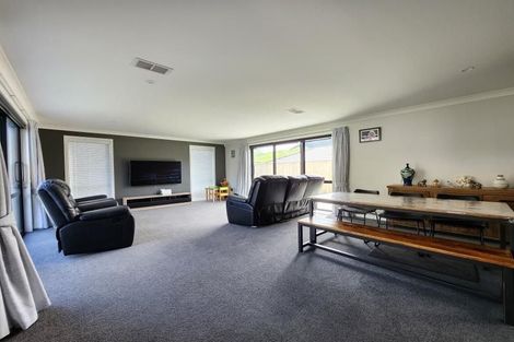 Photo of property in 126 Melksham Drive, Churton Park, Wellington, 6037