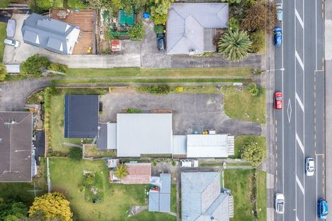 Photo of property in 3/144 Godley Road, Green Bay, Auckland, 0604