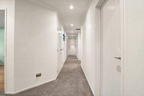 Photo of property in 52 Douglas Street, Allanton, Mosgiel, 9092