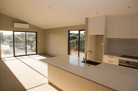 Photo of property in 27a Morere Street, Titahi Bay, Porirua, 5022